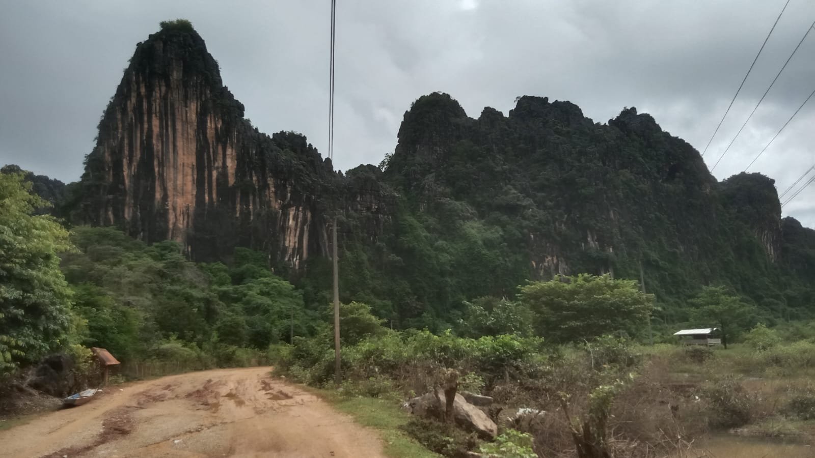 The Great Laos Loop: 15-Day Cycling Adventure from Luang Prabang to Thakhek